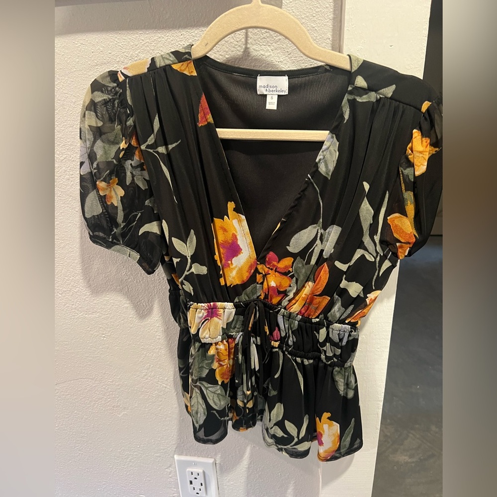 Black floral top